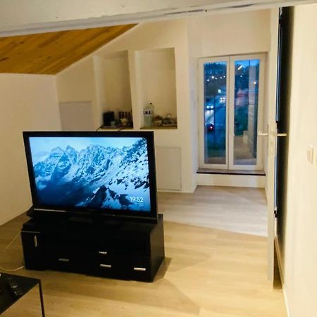 Studio Cros Climatise Castres  Luaran gambar