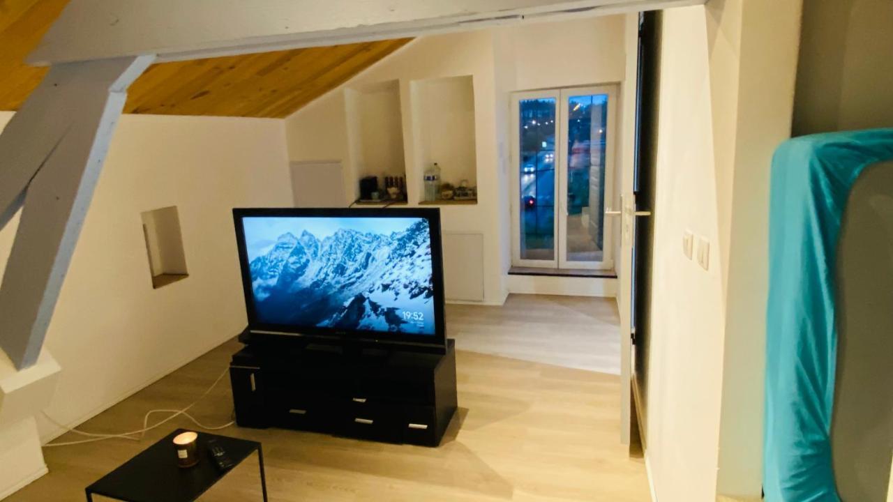 Studio Cros Climatise Castres  Luaran gambar